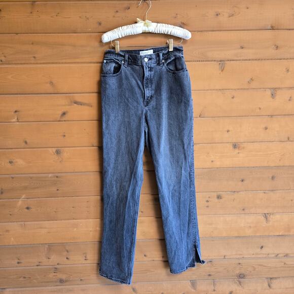 Abercrombie & Fitch Ultra High Rise 90's Straight Split Hem Washed Black 28L 6L - Picture 2 of 6